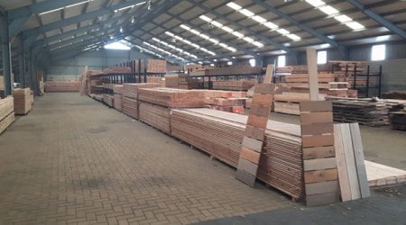 Loods houtbedrijf brandt af featured image