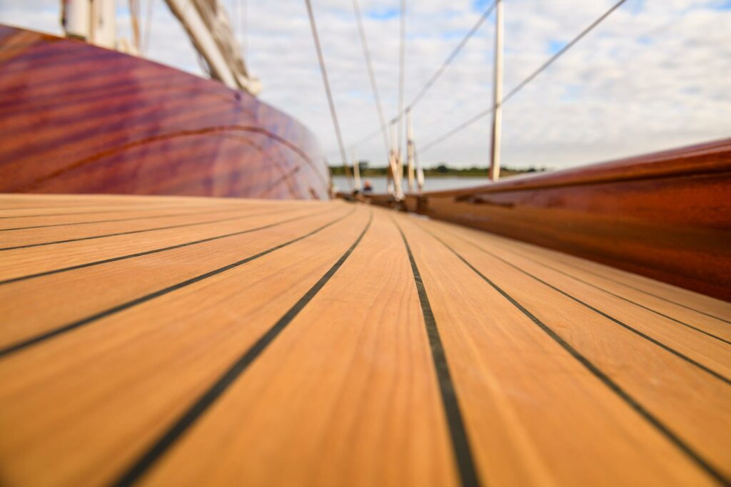 Gemodificeerd dekhout featured image