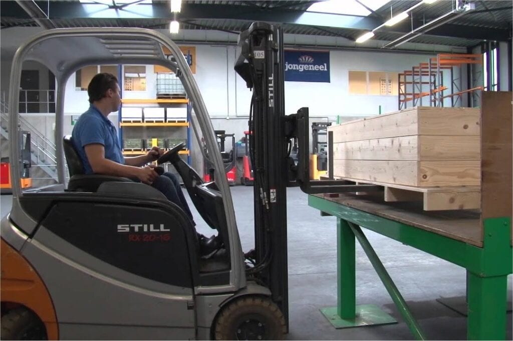 Investeer in heftruckchauffeurs