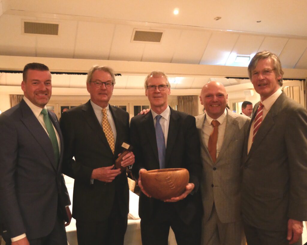 Dick Wilkens onderscheiden met Houten Kom featured image