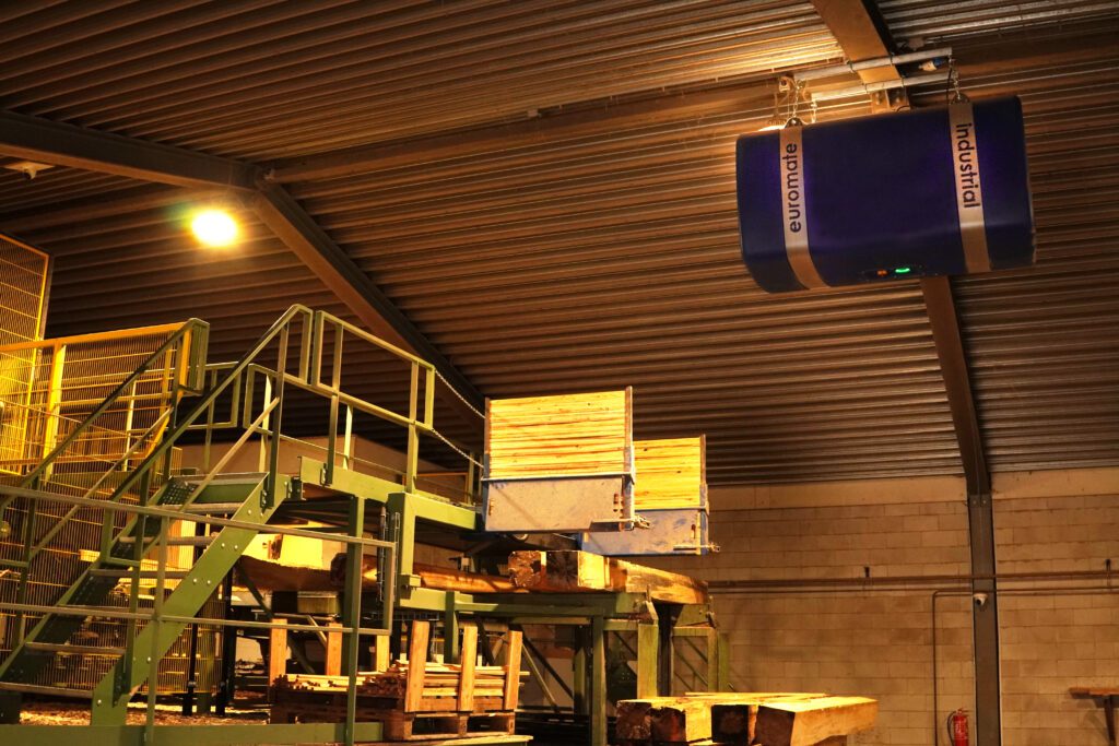 Gezond ademhalen in zagerij dankzij fijnstofreiniger Euromate featured image