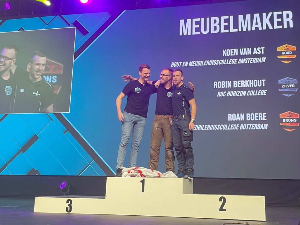 Skills Heroes: Koen van Ast weer beste meubelmaker featured image