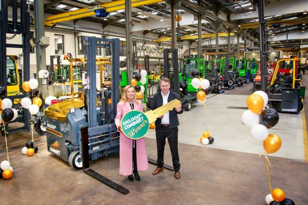 100.000 ste combilift